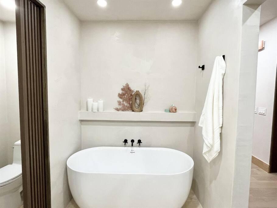 Appartement Aloha Moon - A Chic And Dreamy Modern Tropical Hideaway! à Wailea  Extérieur photo